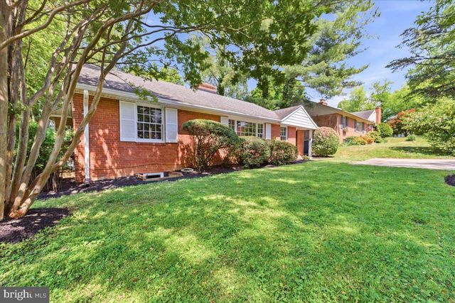 4405 CLEARBROOK LN, Kensington, MD 20895