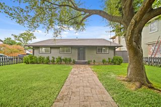 2052 Columbia Street, Houston, TX 77008