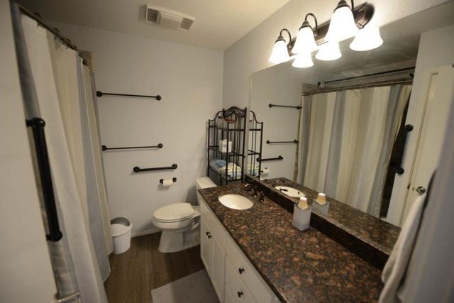 746 E Island DR, Bluffton, TX 78607