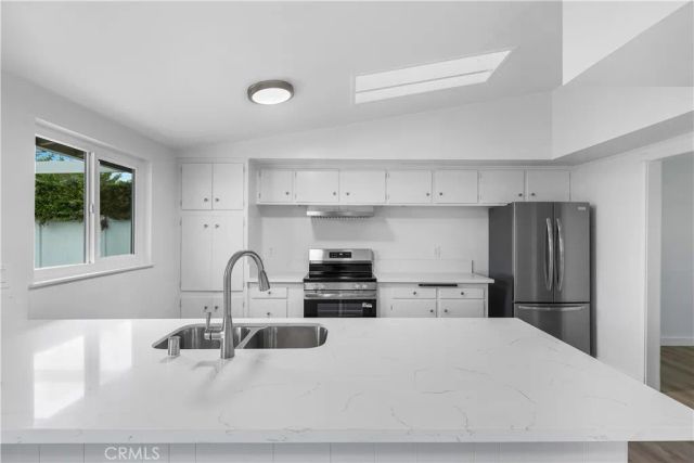 2371 Rutgers, Costa Mesa, CA 92626