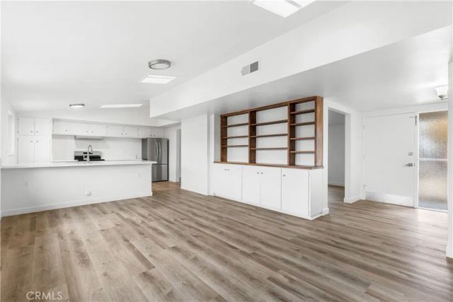 2371 Rutgers, Costa Mesa, CA 92626