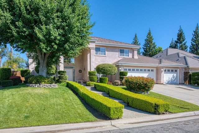 860 E Dartmouth Drive, Fresno, CA 93730
