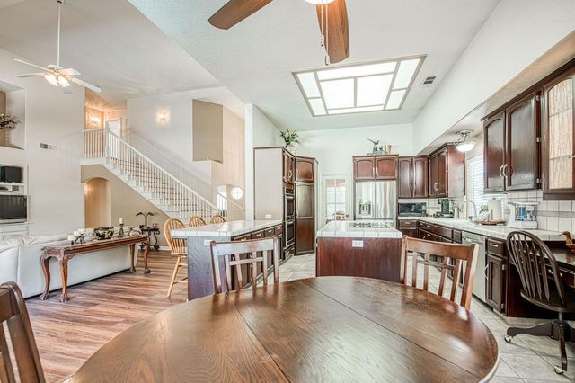 860 E Dartmouth Drive, Fresno, CA 93730