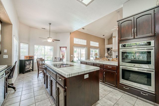 860 E Dartmouth Drive, Fresno, CA 93730
