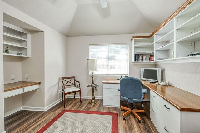 860 E Dartmouth Drive, Fresno, CA 93730