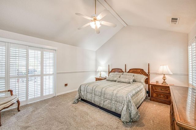 860 E Dartmouth Drive, Fresno, CA 93730
