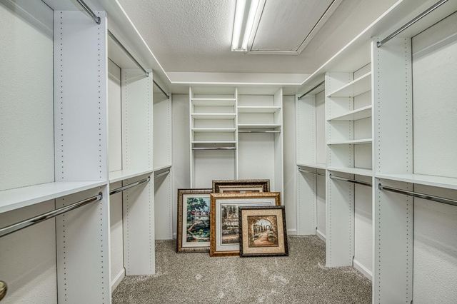 860 E Dartmouth Drive, Fresno, CA 93730