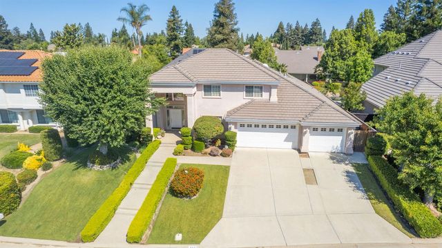 860 E Dartmouth Drive, Fresno, CA 93730