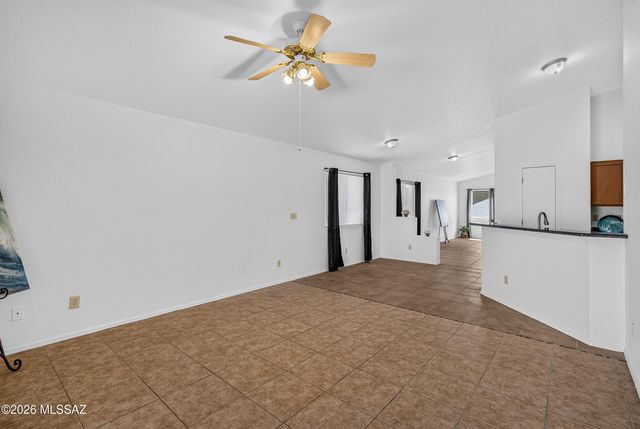 8837 S Desert Rainbow Drive, Tucson, AZ 85747
