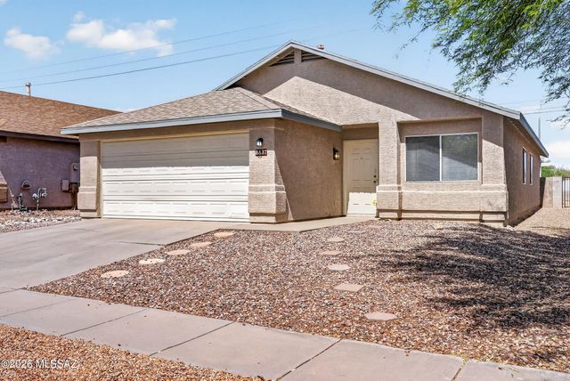 8837 S Desert Rainbow Drive, Tucson, AZ 85747