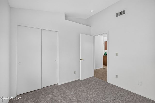 8837 S Desert Rainbow Drive, Tucson, AZ 85747