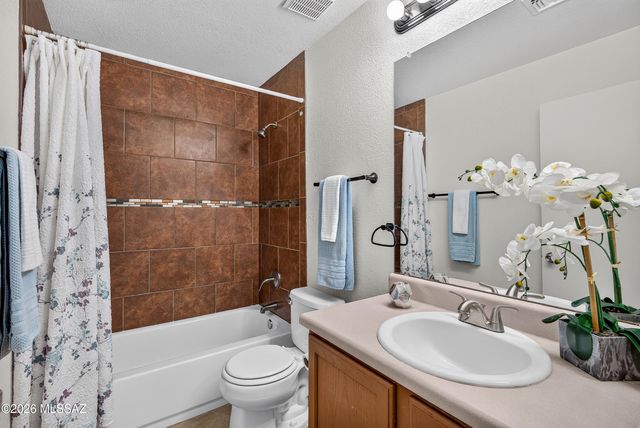 8837 S Desert Rainbow Drive, Tucson, AZ 85747