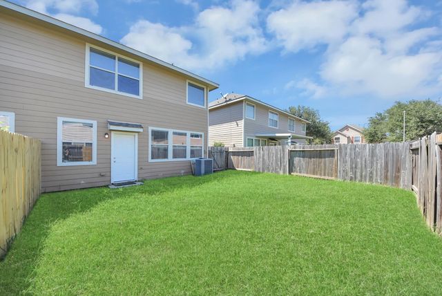 6209 Stoney Creek Drive, Pasadena, TX 77503