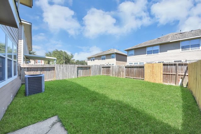 6209 Stoney Creek Drive, Pasadena, TX 77503