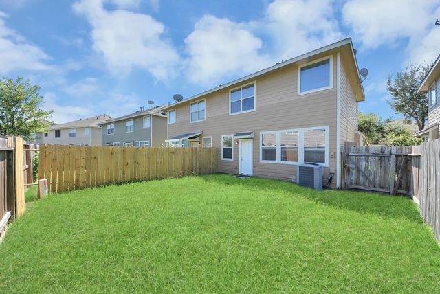 6209 Stoney Creek Drive, Pasadena, TX 77503