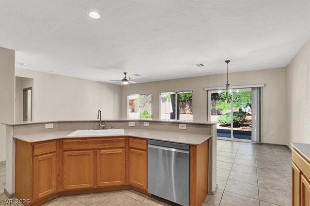 7839 Lyrebird Drive, North Las Vegas, NV 89084