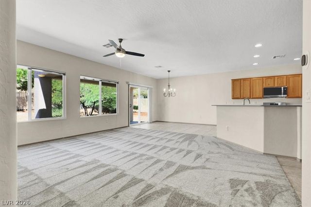 7839 Lyrebird Drive, North Las Vegas, NV 89084