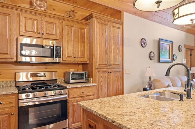 1172 Settlers Ridge Road, Ellijay, GA 30540