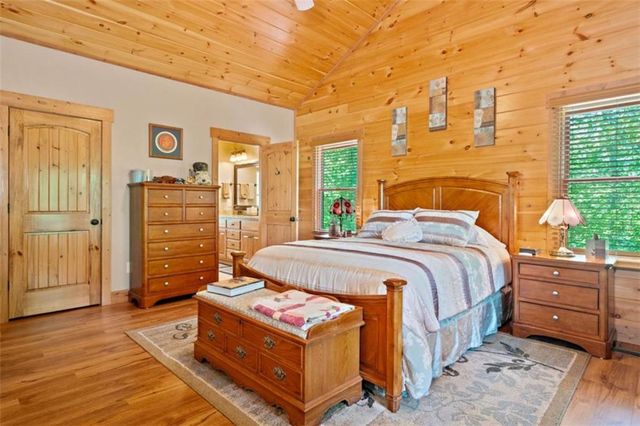 1172 Settlers Ridge Road, Ellijay, GA 30540