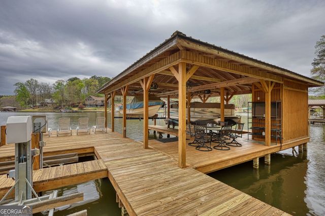 1697 County Line Extension, Mansfield, GA 30055