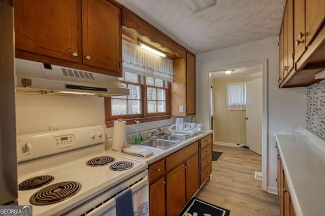 1697 County Line Extension, Mansfield, GA 30055