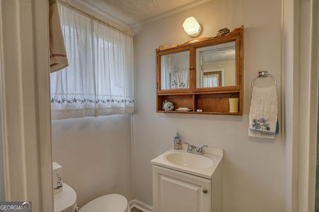 1697 County Line Extension, Mansfield, GA 30055