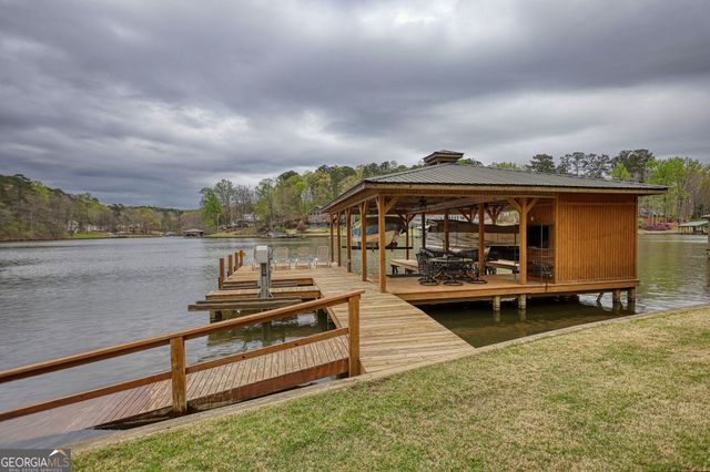 1697 County Line Extension, Mansfield, GA 30055