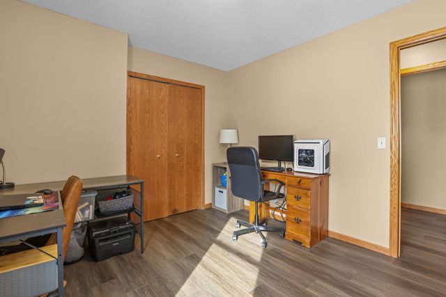 2204 Valley Drive, Northfield, MN 55057