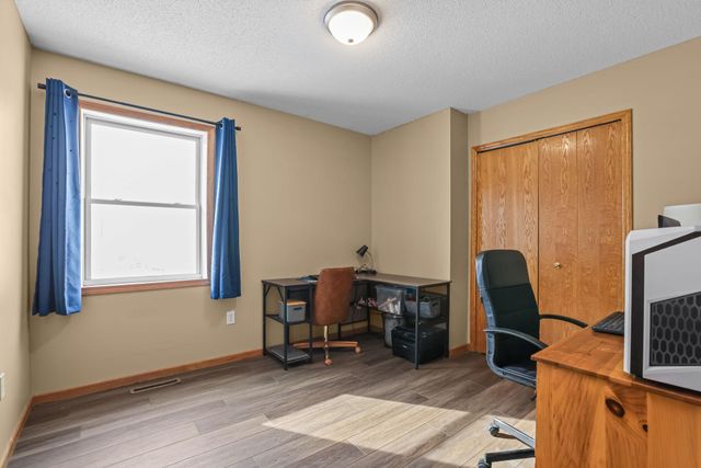 2204 Valley Drive, Northfield, MN 55057