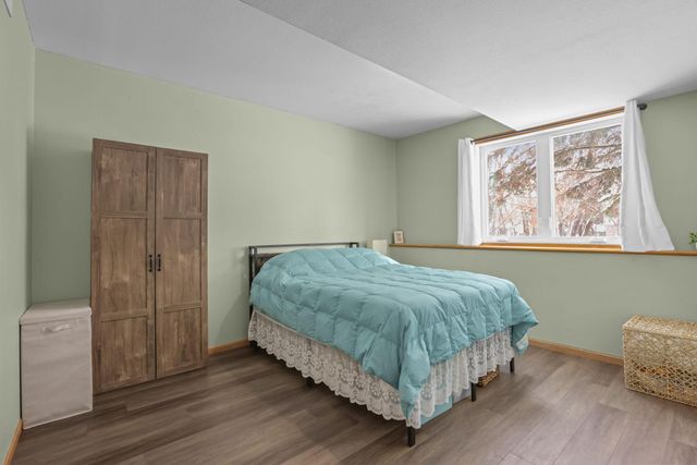 2204 Valley Drive, Northfield, MN 55057