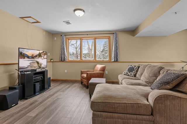 2204 Valley Drive, Northfield, MN 55057