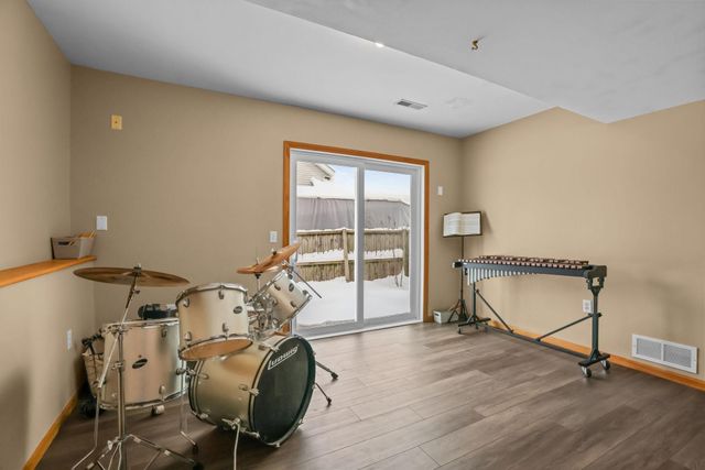 2204 Valley Drive, Northfield, MN 55057