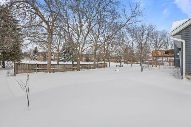 2204 Valley Drive, Northfield, MN 55057