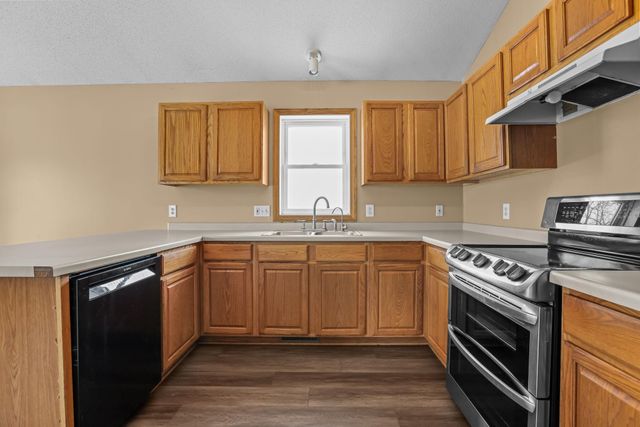 2204 Valley Drive, Northfield, MN 55057