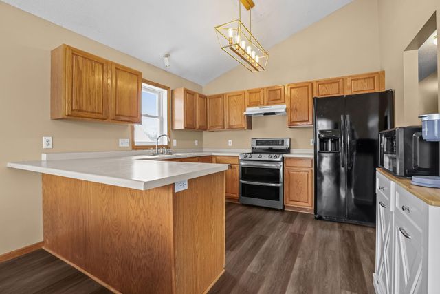 2204 Valley Drive, Northfield, MN 55057