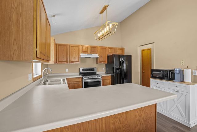 2204 Valley Drive, Northfield, MN 55057