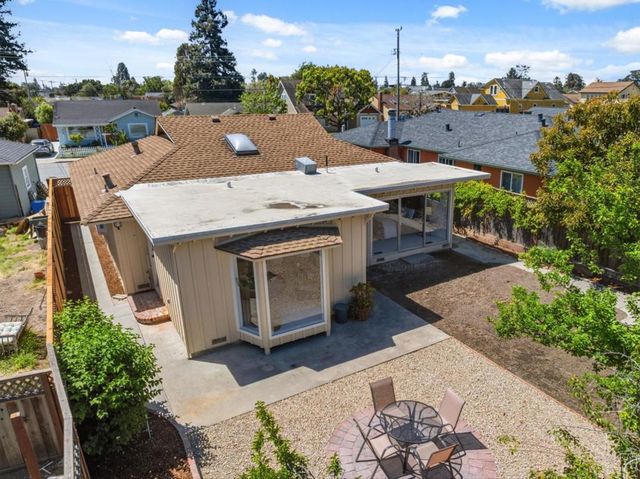 321 Chilverton Street, Santa Cruz, CA 95062