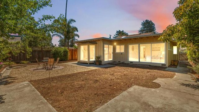 321 Chilverton Street, Santa Cruz, CA 95062