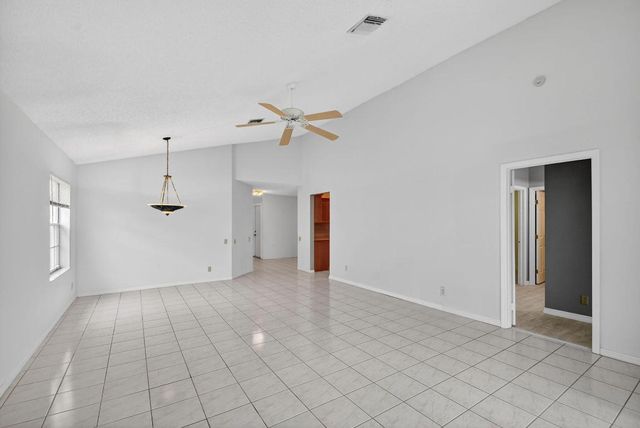 6121 Bay Isles Drive, Boynton Beach, FL 33437