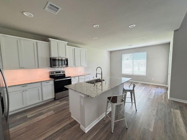 6263 Rolling Hills Road, Conroe, TX 77303