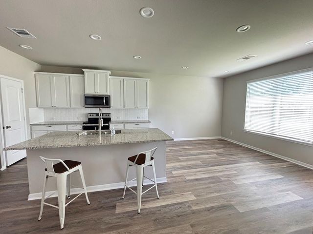 6263 Rolling Hills Road, Conroe, TX 77303