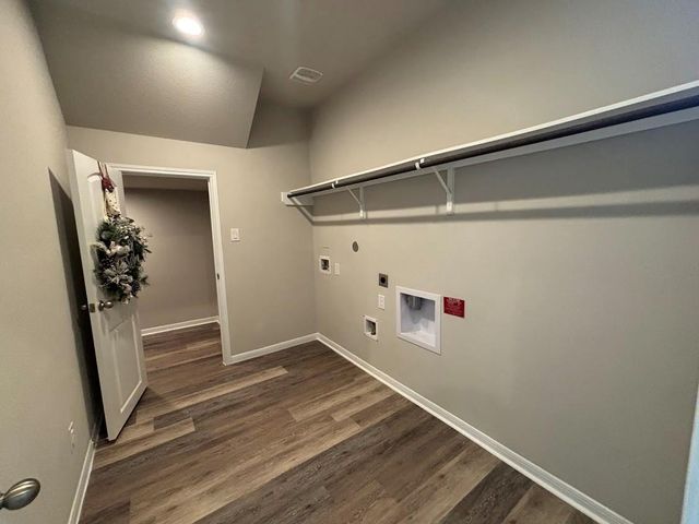 6263 Rolling Hills Road, Conroe, TX 77303