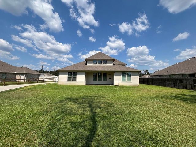 6263 Rolling Hills Road, Conroe, TX 77303