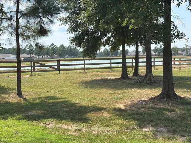 6263 Rolling Hills Road, Conroe, TX 77303