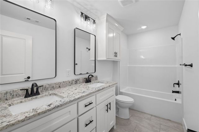 7004 High Meadow Boulevard, Bentonville, AR 72713