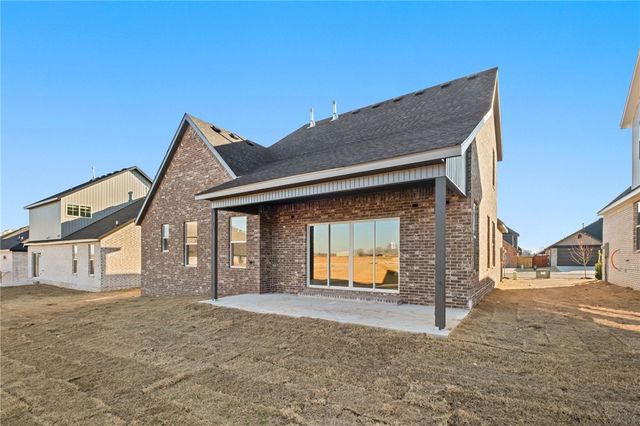 7004 High Meadow Boulevard, Bentonville, AR 72713