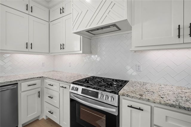 7004 High Meadow Boulevard, Bentonville, AR 72713