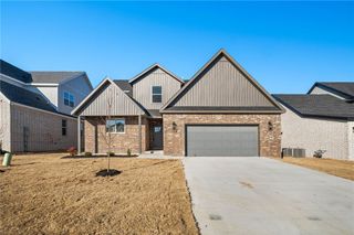 7004 High Meadow Boulevard, Bentonville, AR 72713