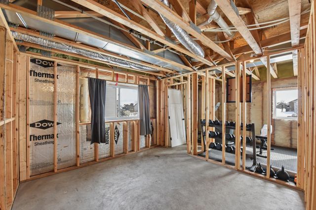 1100 Susan Lane, Roberts, WI 54023