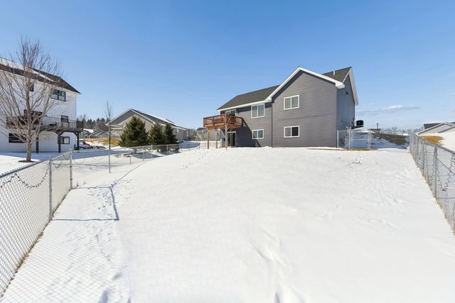 1100 Susan Lane, Roberts, WI 54023